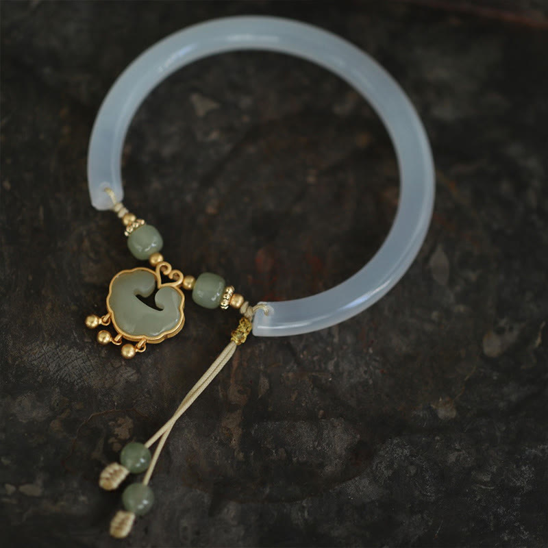 EverestArtstudios Chalcedony Hetian Jade 925 Sterling Silver Auspicious Cloud Ruyi Lock Harmony Cuff Half Bracelet Bangle
