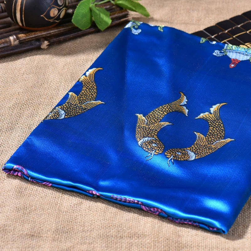 藍色刺繡吉祥八寶藏式哈達