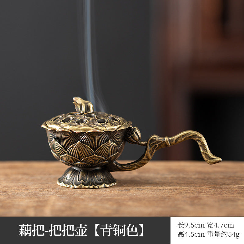 {
  "Cross-border hot-selling": "跨境热销",
  "New Chinese-style hollow gourd fan": "新中式镂空葫芦扇",
  "pipa plate": "琵琶盘",
  "incense burner": "香炉",
  "small auspicious cloud aromatherapy burner": "小祥云香薰炉",
  "small incense burner ornament": "小香炉摆件"
}