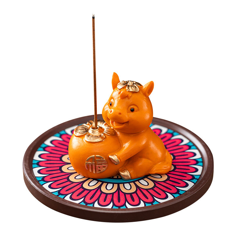 Chinese Year of the Horse Line Incense Burner Office Tabletop Ornament Home Indoor Aromatherapy Burner There are incense gifts immediately