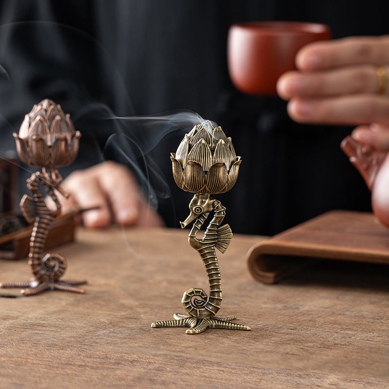 Creative lotus incense burner sandalwood small auspicious cloud aromatherapy burner hippocampus lotus incense burner tea ceremony tabletop ornament plate incense burner