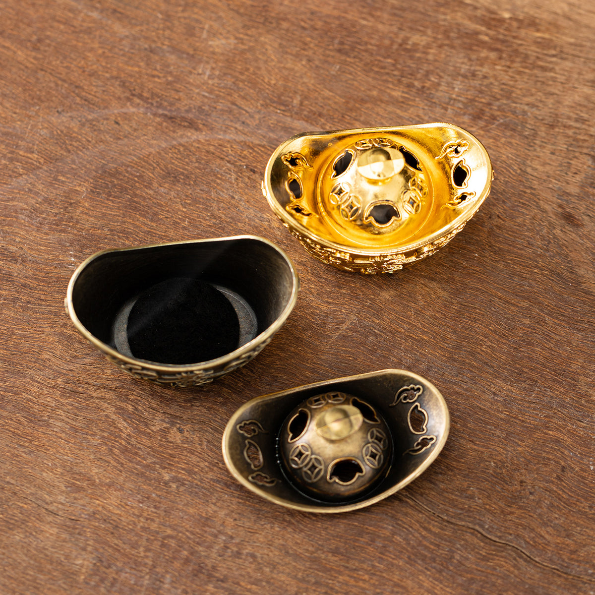 Explosive gold ingot daily bucket aromatherapy burner small auspicious cloud disk incense burner household Buddha aromatherapy incense burner tea ceremony ornament