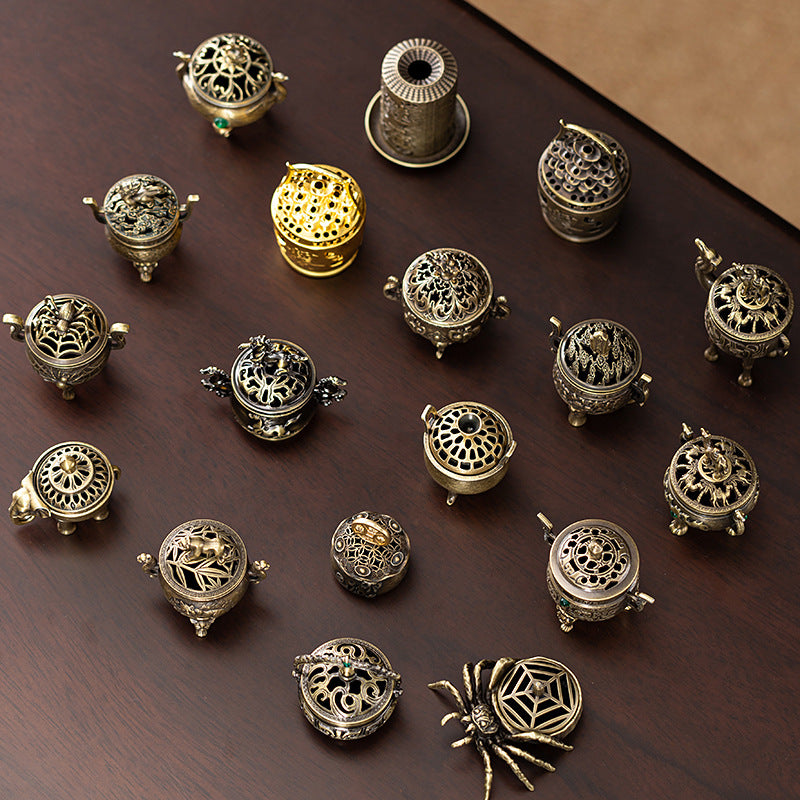 New Phoenix Kirin Three-legged Furnace Tianyuan Ding Furnace Xiaoxiangyun Sticky Powder Sandalwood Aromatherapy Furnace Alloy Incense Furnace Ornament