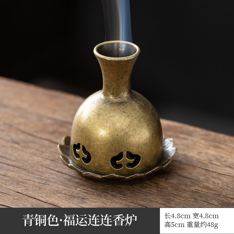 Xiangyun incense burner, hollow lotus burner, mini lotus seed aromatherapy burner, three-legged copper burner, porous Baolian lamp Boshan burner