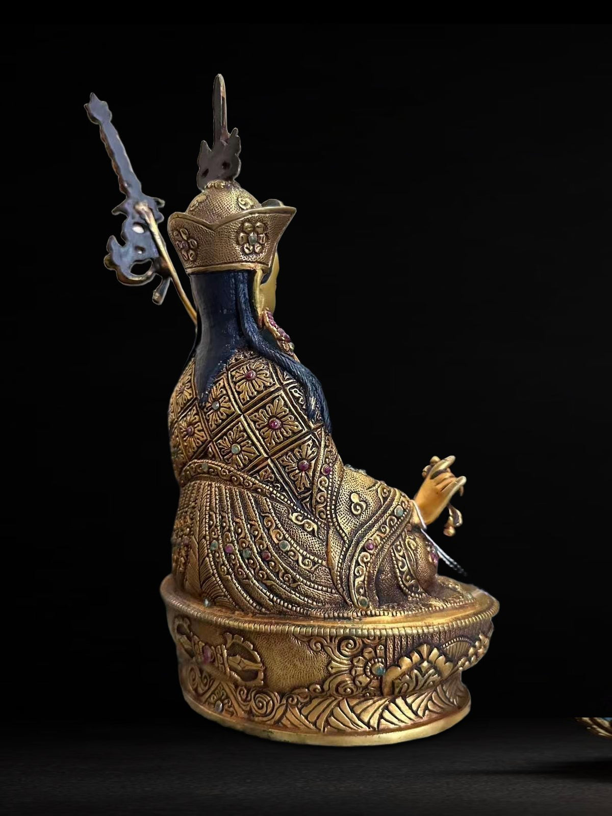 Padmasambhava (Guru Rinpoche) Statue – 23cm | Shakya Clan Inspired Buddhist Sculpture | Tibetan Himalayan Art