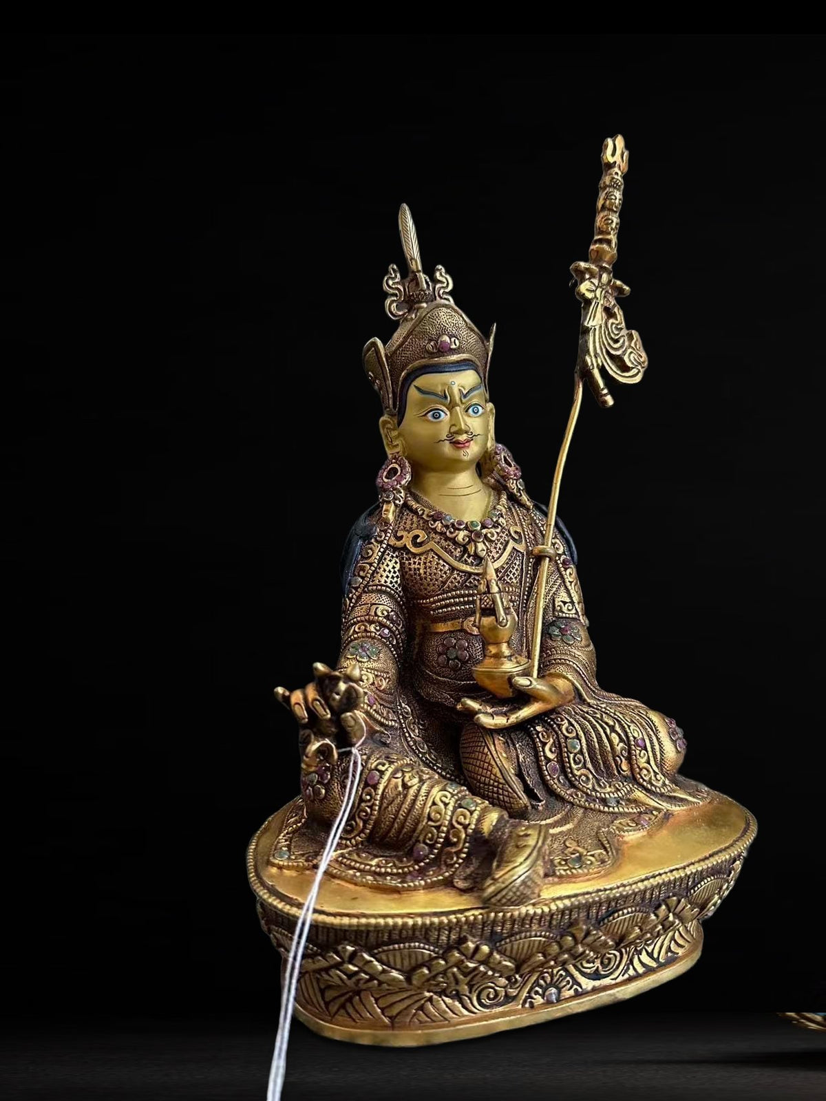 Padmasambhava (Guru Rinpoche) Statue – 23cm | Shakya Clan Inspired Buddhist Sculpture | Tibetan Himalayan Art