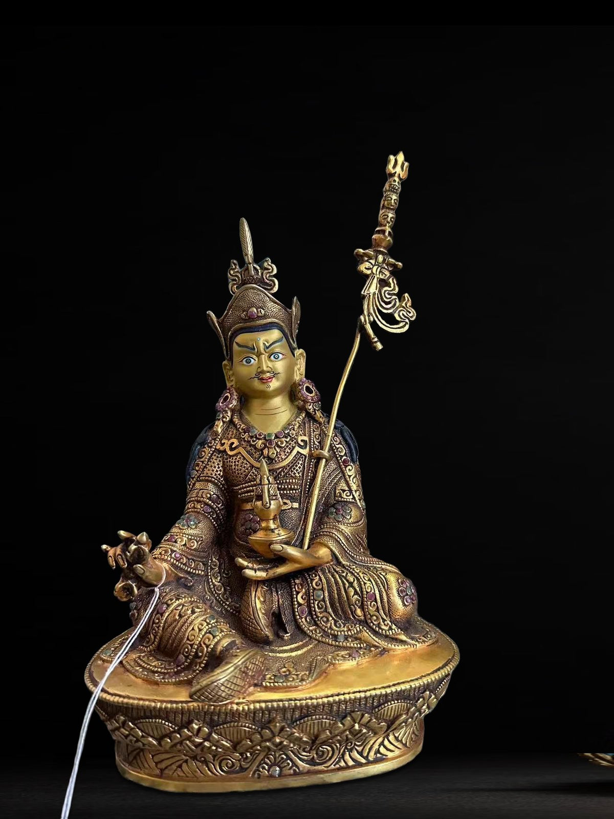 Padmasambhava (Guru Rinpoche) Statue – 23cm | Shakya Clan Inspired Buddhist Sculpture | Tibetan Himalayan Art