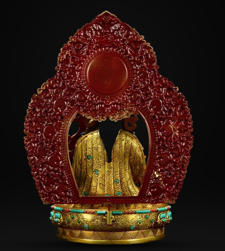 Handmade Tibetan Padmasambhava Statue – Full Gold-Plated Copper Guru Rinpoche