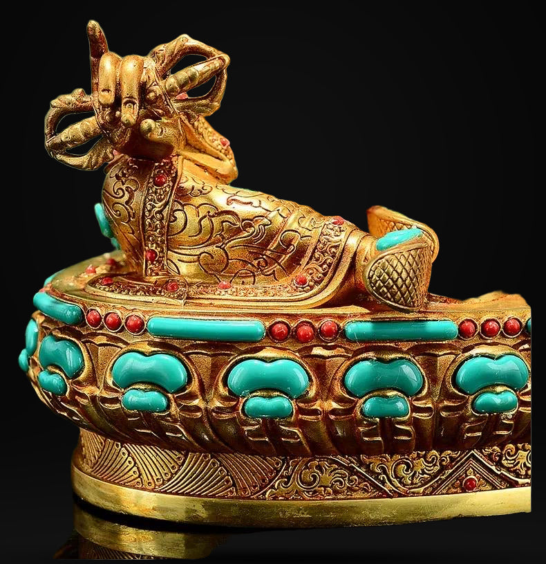 Handmade Tibetan Padmasambhava Statue – Full Gold-Plated Copper Guru Rinpoche