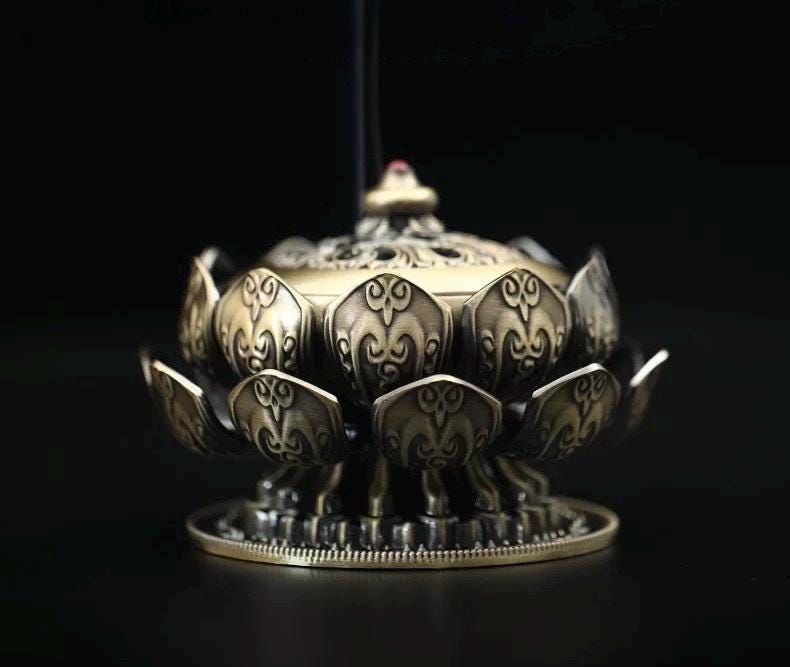 Bronze Boshan Incense Burner: Traditional Meditation Decor