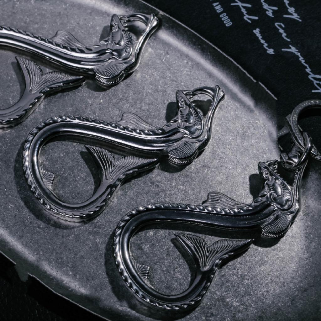 Deep Sea Viper Fish Bottle Opener Keychain, Unique Stainless Steel Carabiner Hook, Creative EDC Tool for Men, Masculine Gift Idea