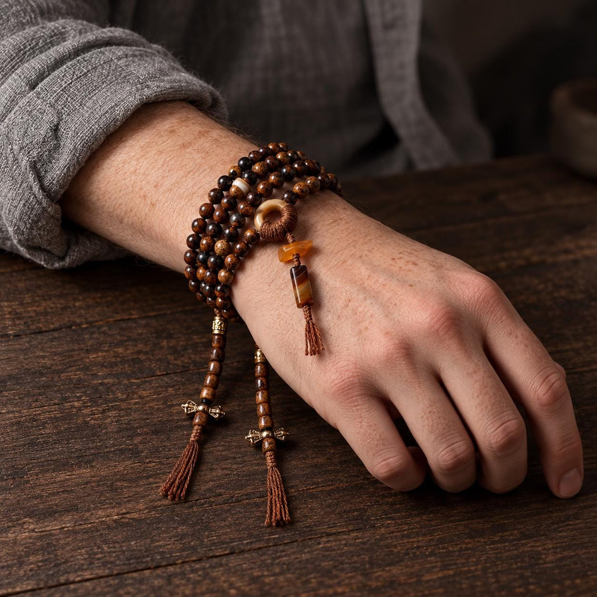 EverestArtStudios Star Moon Bodhi 108 Bead Mala, 7.5mm Prayer Beads with Agate, Amber and Counters