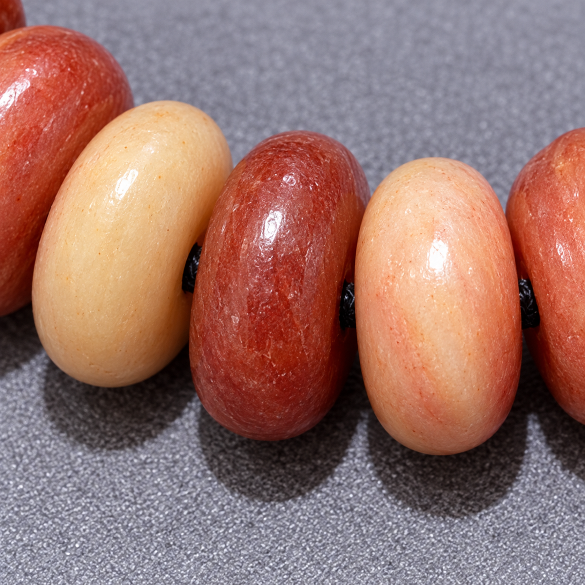 EverestArtstudios Natural Half-Blood Camel Bone Disc-Bead 108-Bead DIY Strand — surface detail