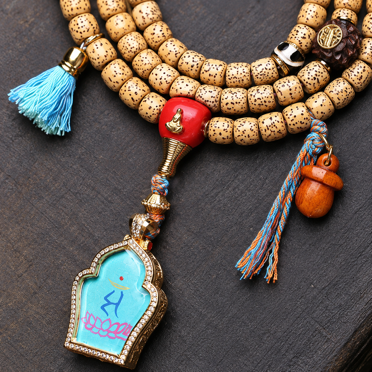 EverestArtstudios Xingyue Bodhi 108-Bead Mala with Manjushri-Inspired Thangka Pendant — connection detail
