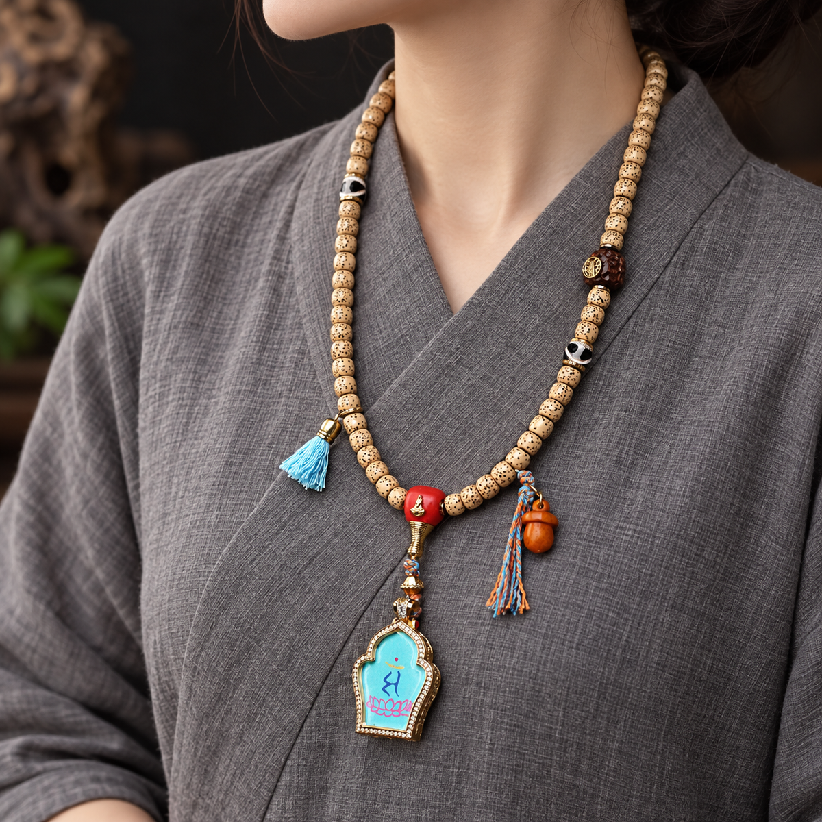 EverestArtstudios Xingyue Bodhi 108-Bead Mala with Manjushri-Inspired Thangka Pendant — linen side