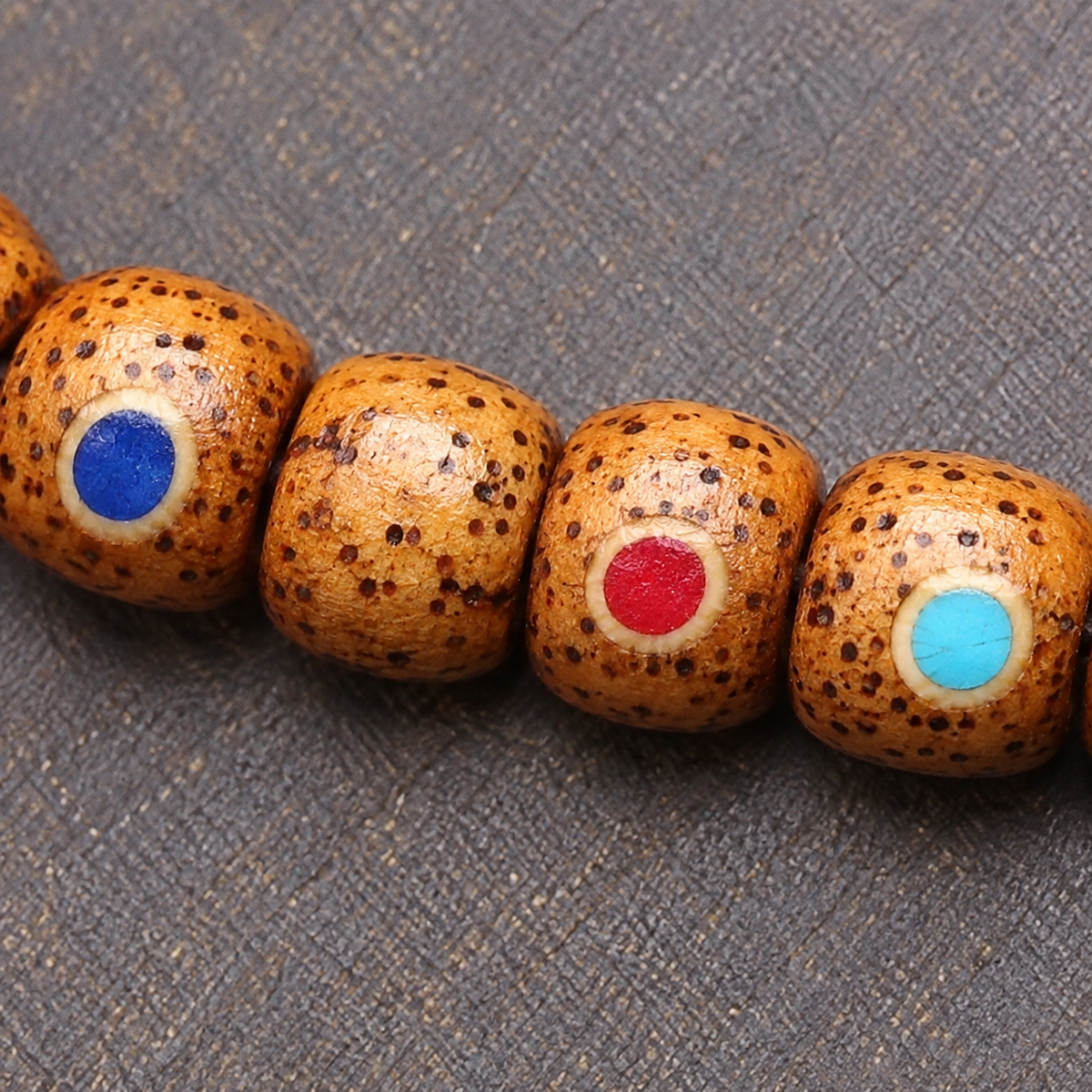 EverestArtstudios Inlaid Xingyue Bodhi 108-Bead Mala with Bone Accents — surface detail