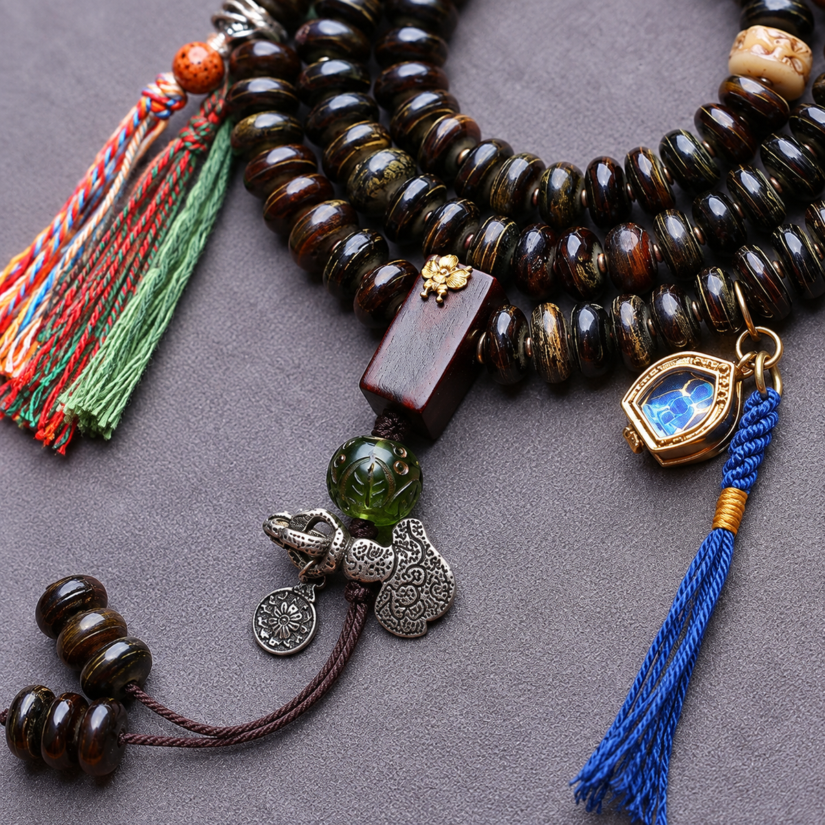 EverestArtstudios Bamboo-Pattern Bone 108-Bead Mala with Sandalwood Accents — connection detail