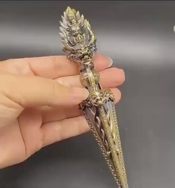 載入影片：9” Phurba Vajra Dagger Vintage Handmade Nepal Tibetan Pure Brass Amulet